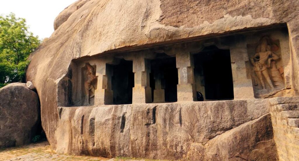 Mandagapattu Tirumurti Temple: Pallava Architecture