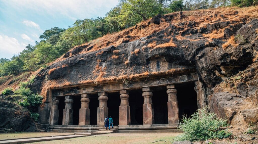 Elephanta Caves - Gupta Art and Architecture